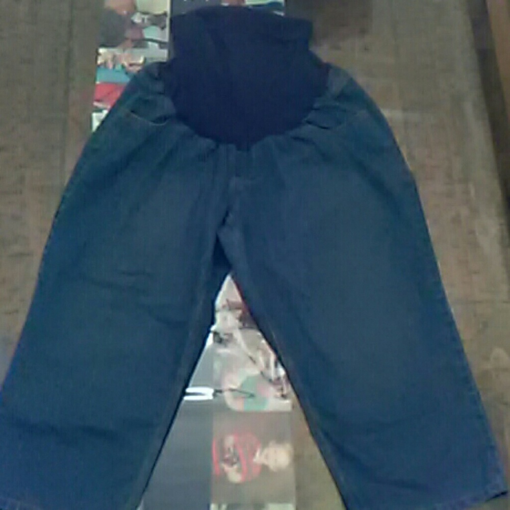 Motherhood Maternity capris